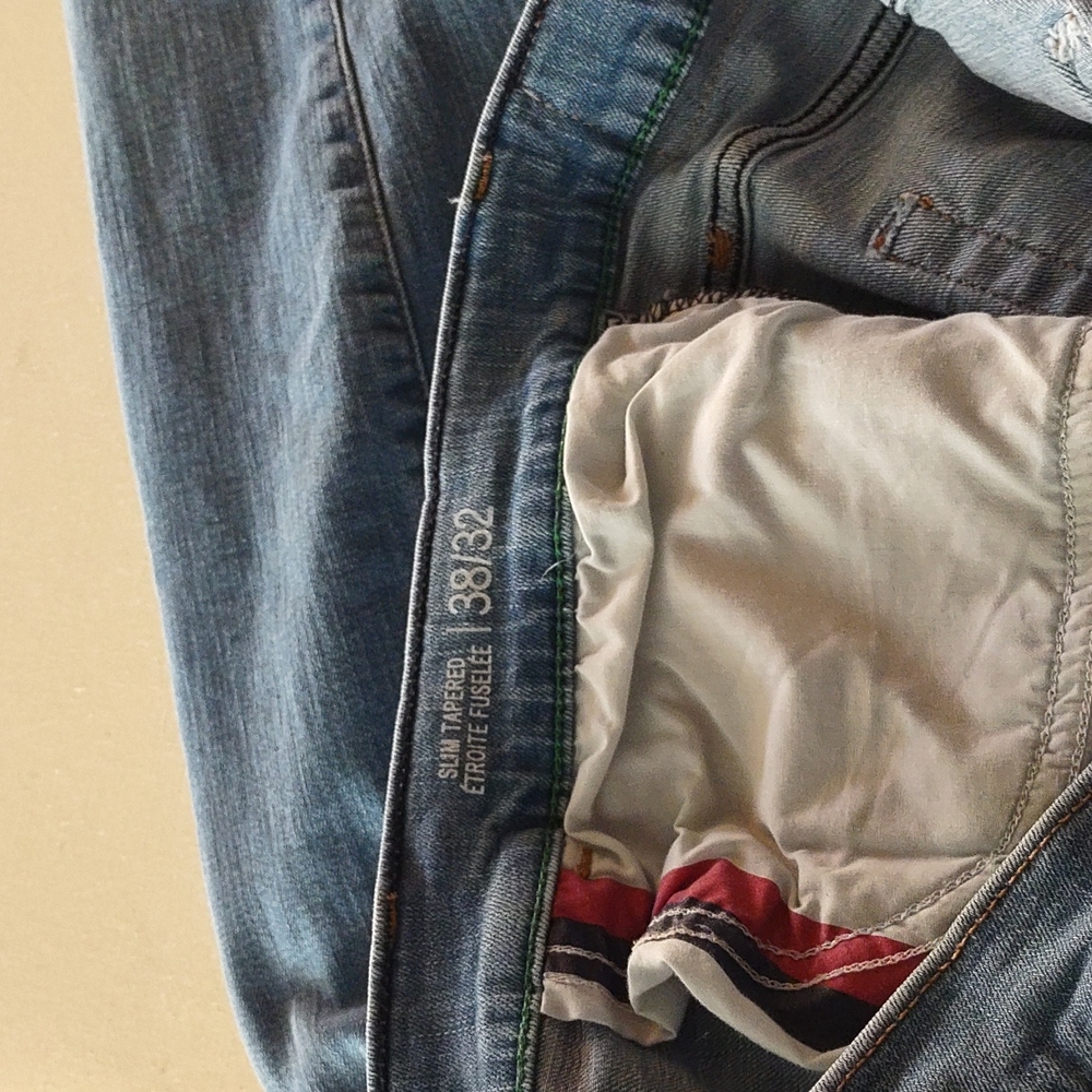 Jeans - Picture 2 of 2
